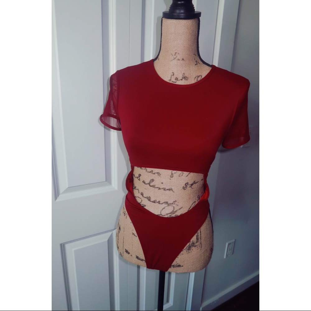 Icon Swim Swimsuit - Picture 2 of 3